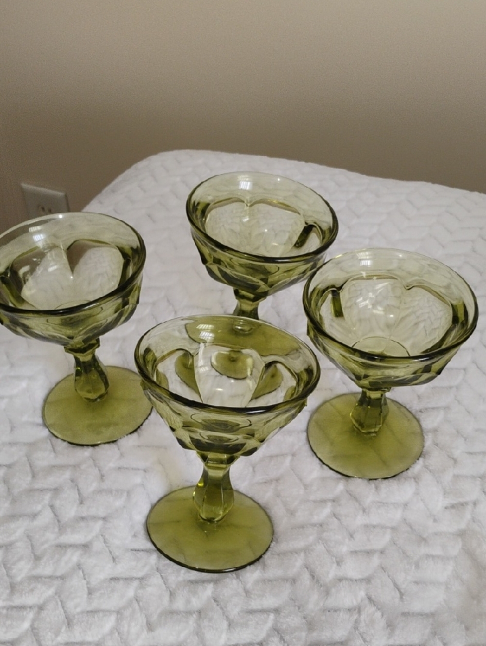 Set of 4 Olive Green Vintage-Style Goblets